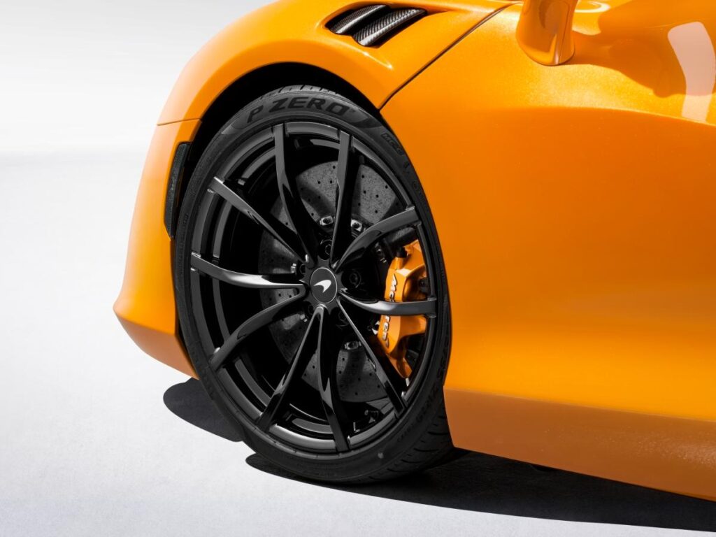 McLaren Artura Spider exterior details 